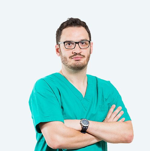 Dott. Damiano Guerra, podologo della tecnica PBS per la cura dell'alluce valgo con la chirurgia percutanea